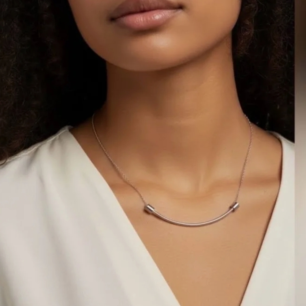 Sskeo Handmade Silver Tone Necklace ~ NIB